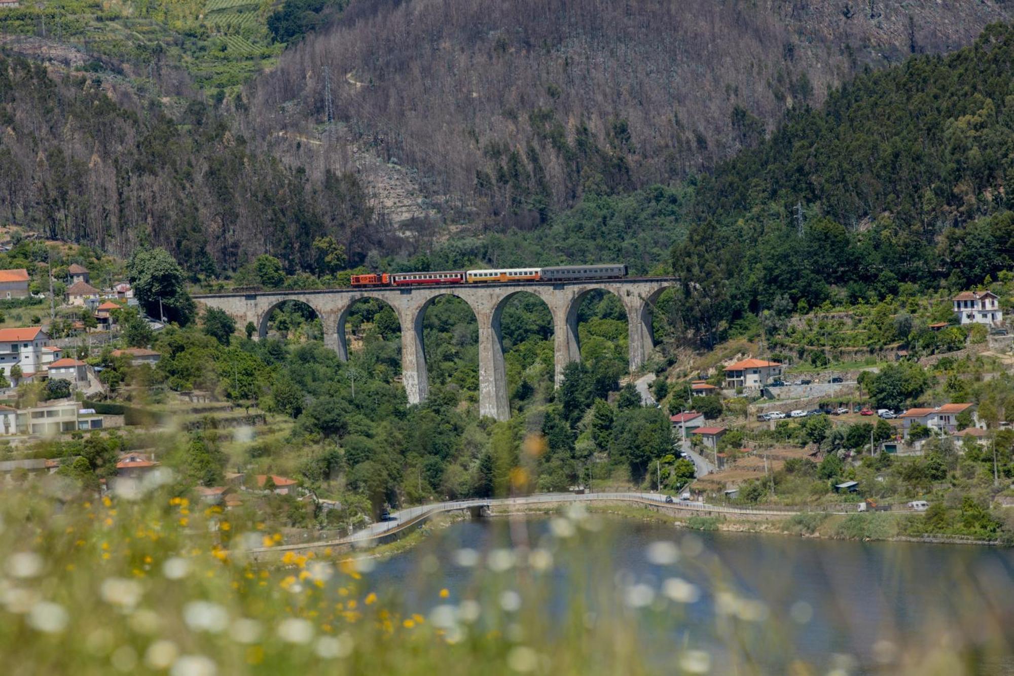 Quinta Alto Do Rio Villa Cinfães Exteriör bild